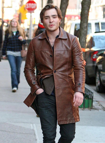 Timeless trench coat for men with a refined silhouette