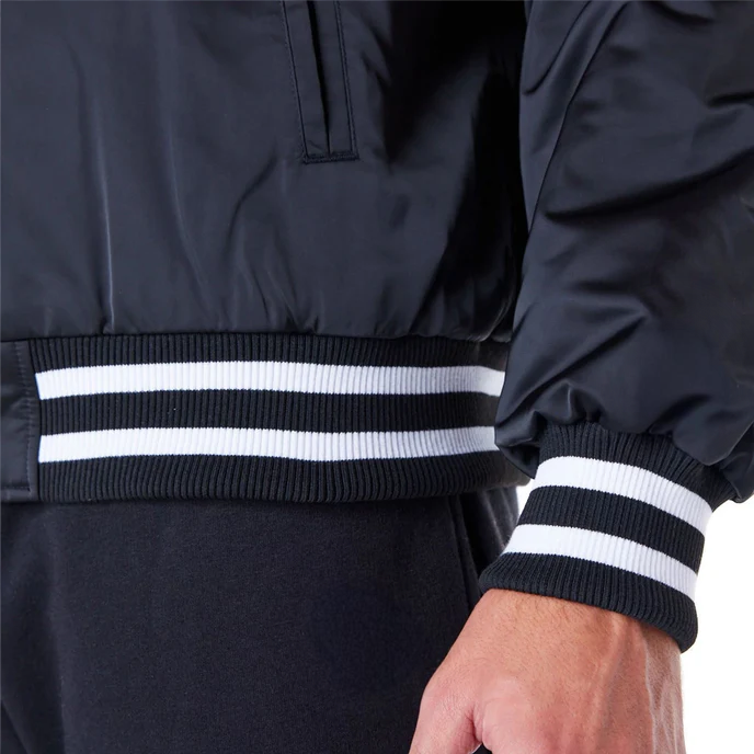 Comfortable game day jacket for Las Vegas Raiders supporters in USA