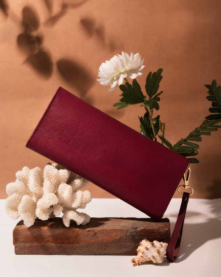 Women's clutch with embossed design in US market