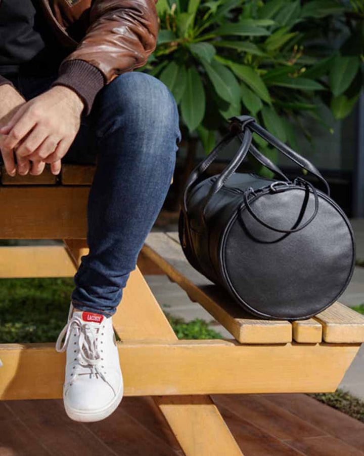 Men's travel duffle bag with leather trim in USA