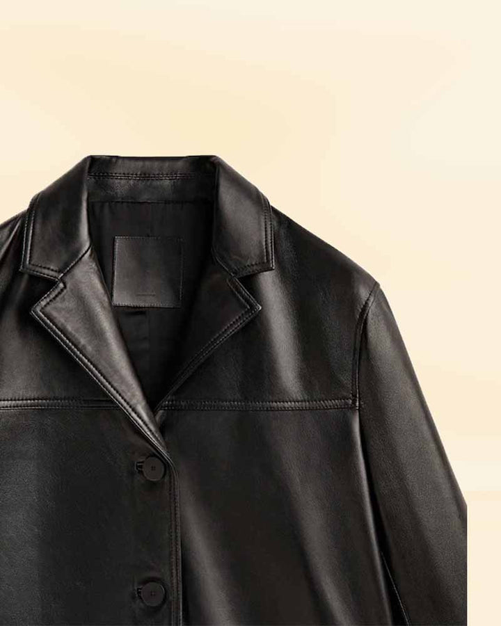 Elegant Nappa leather blazer for a sleek look in the office
