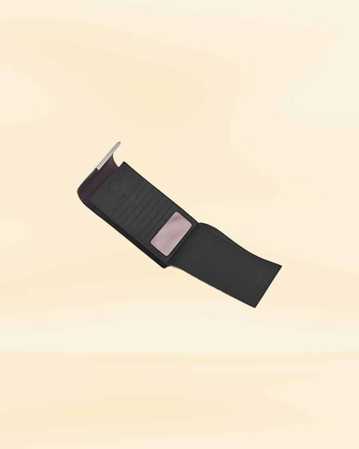 Slim design for easy carry of mobile and cards