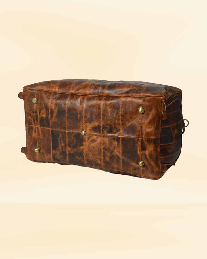 The spacious main compartment of our leather duffel bag, designed to keep your items organized and secure for the American market