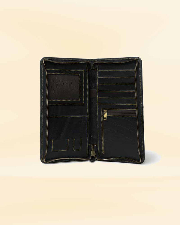 A versatile and stylish leather Multi Purpose bag, perfect for the American market