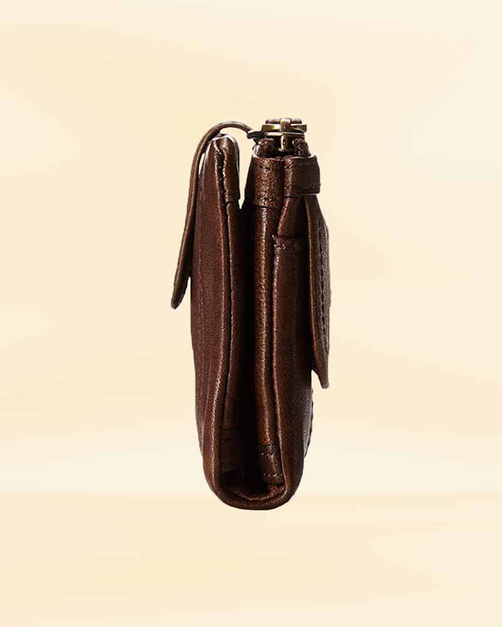 Women's Cora leather wallet clutch with metal hardware in usa